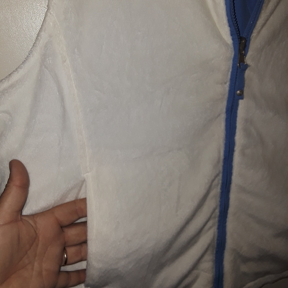 Reversible vest - Picture 6 of 6